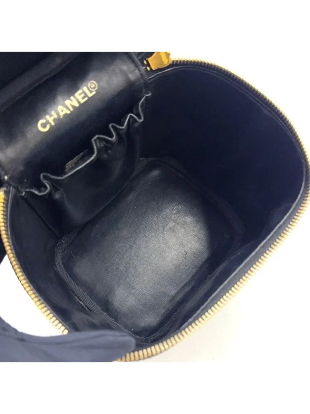 Chanel CC Logo Vanity Caviar Leather Black Pouch Gold